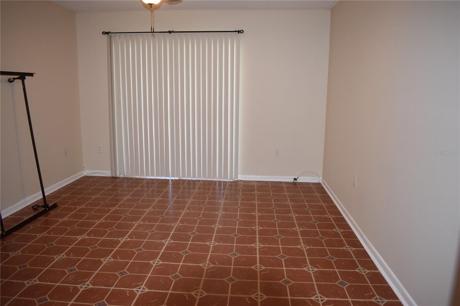 IMPERIAL POINT CONDO - Residential Lease