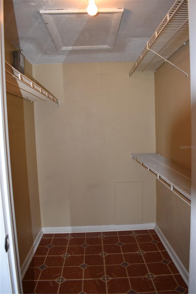 IMPERIAL POINT CONDO - Residential Lease