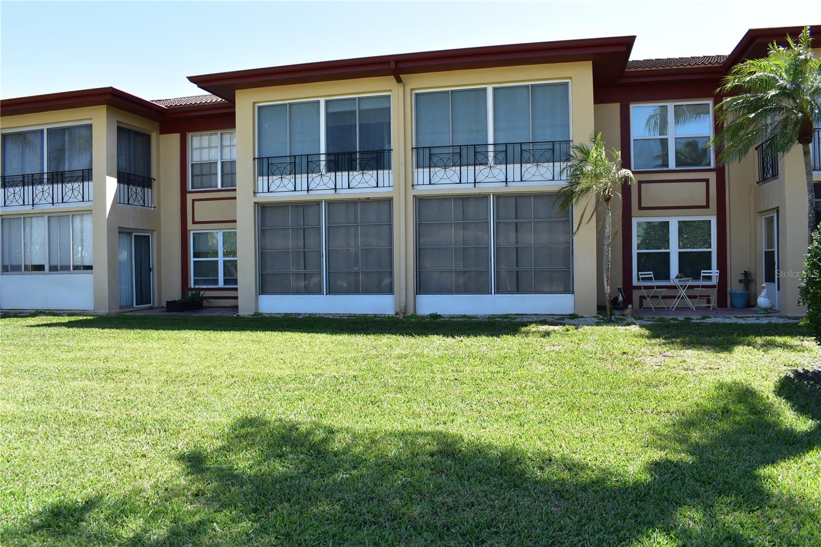 IMPERIAL POINT CONDO - Residential Lease