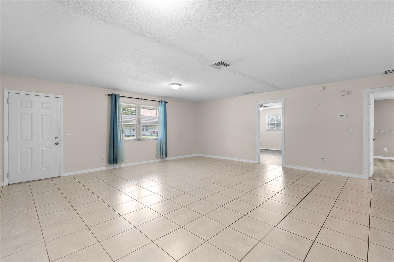 FLORIDA SHORES - Residential