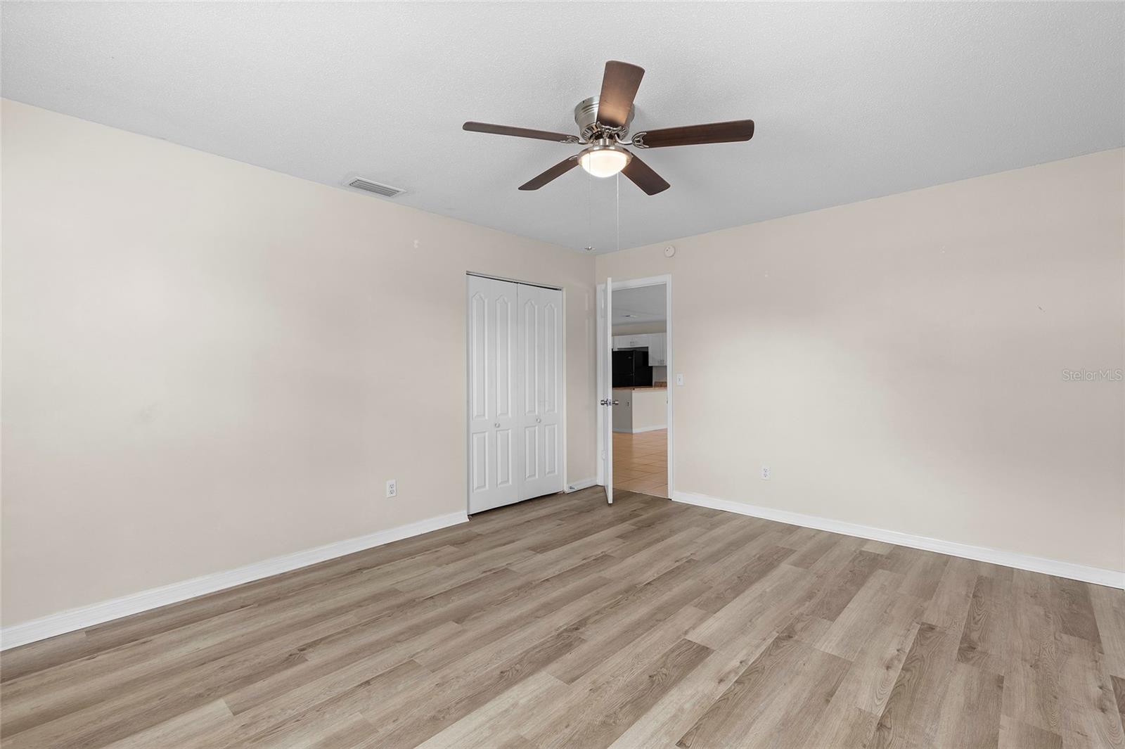 FLORIDA SHORES - Residential