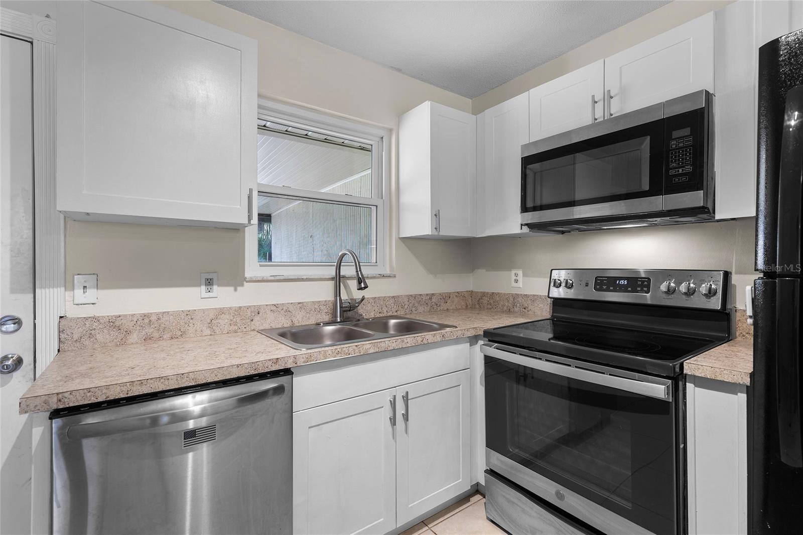 FLORIDA SHORES - Residential