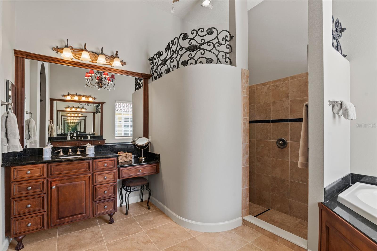 RESERVE 2 AT HEATHROW - Residential