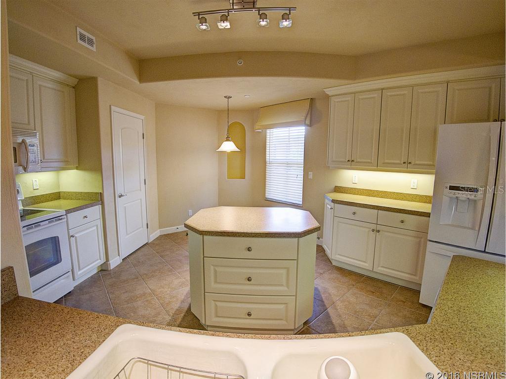 Tuscany Square 01 Condo - Residential