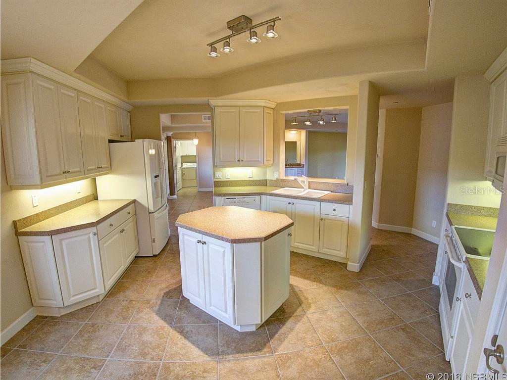 Tuscany Square 01 Condo - Residential