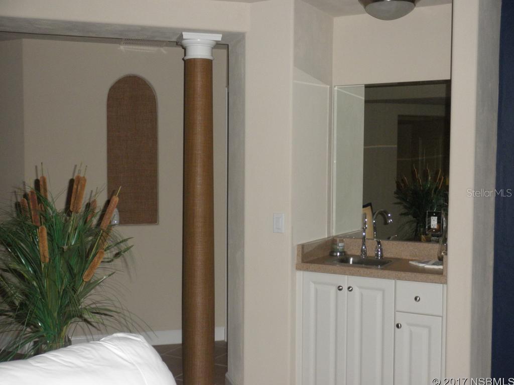 Tuscany Square 01 Condo - Residential