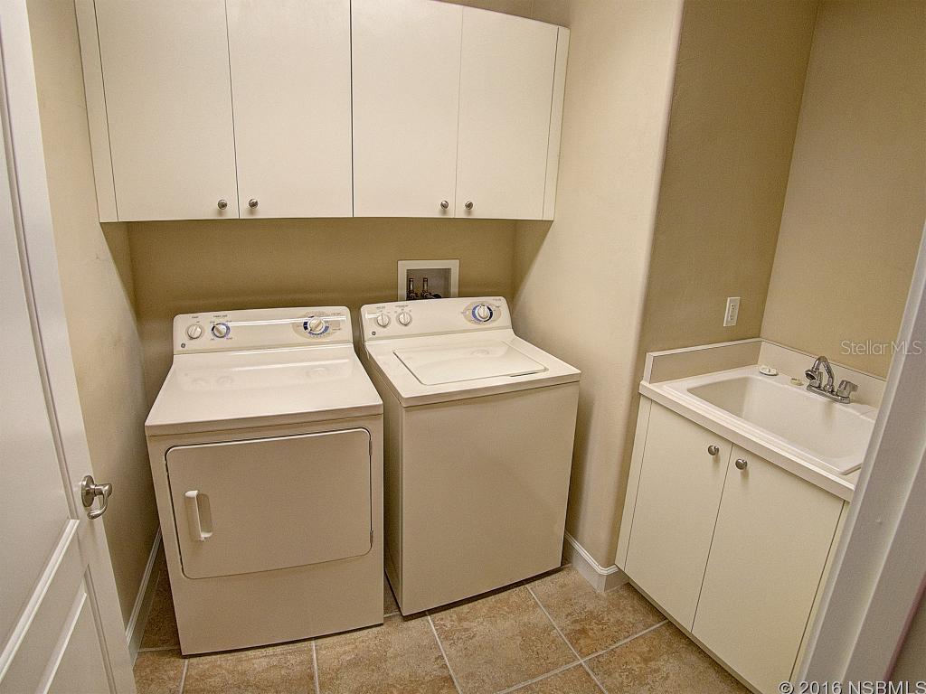 Tuscany Square 01 Condo - Residential