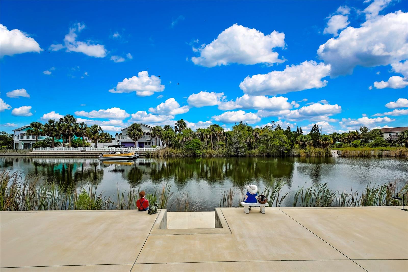 HERNANDO BEACH - Residential