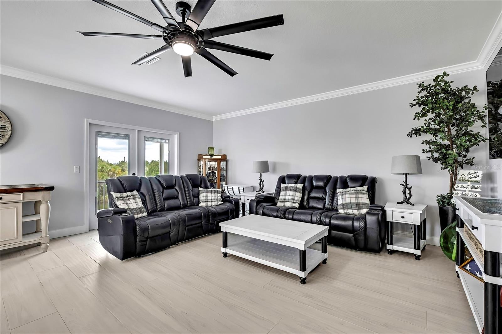 HERNANDO BEACH - Residential