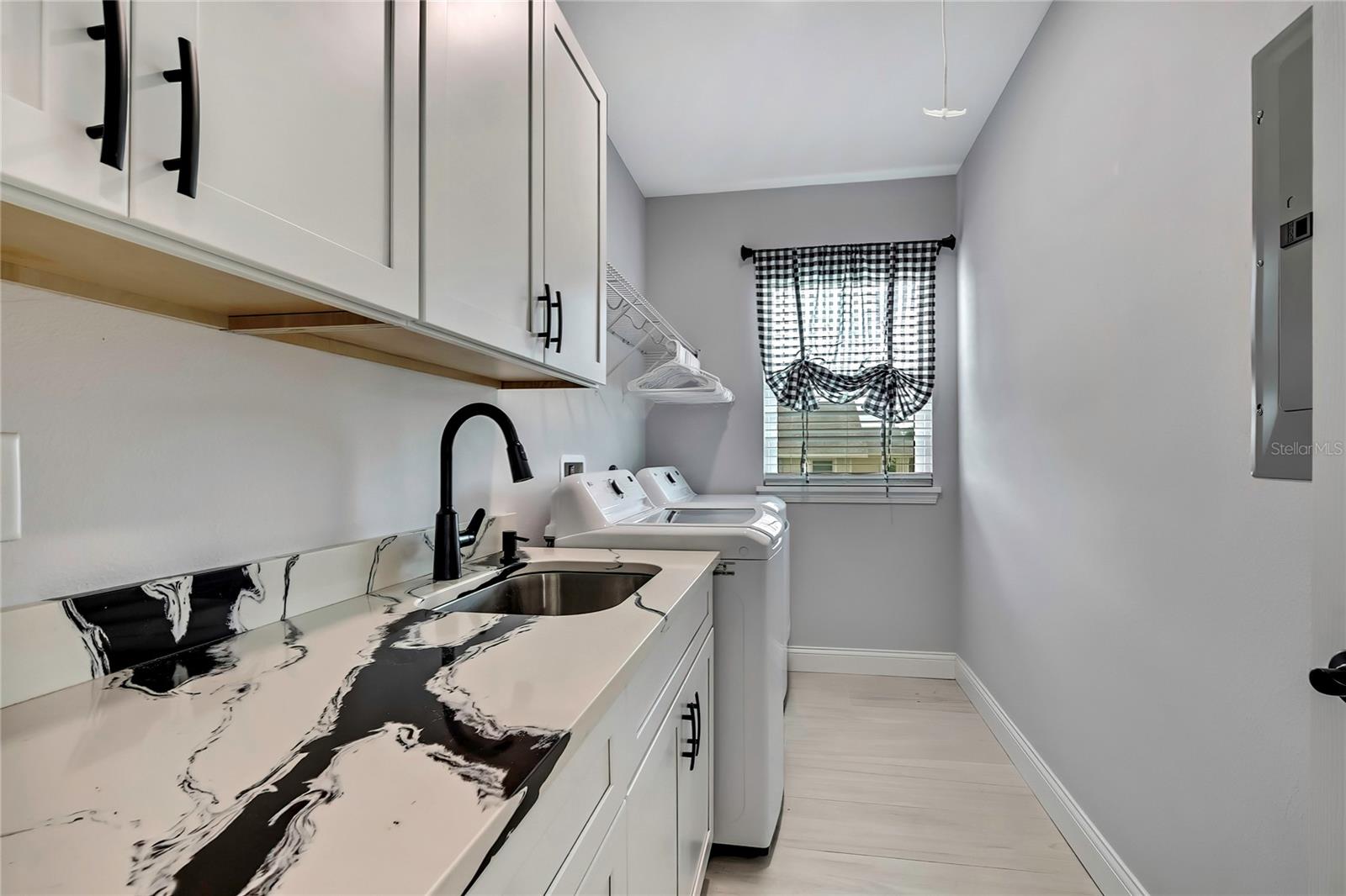 HERNANDO BEACH - Residential