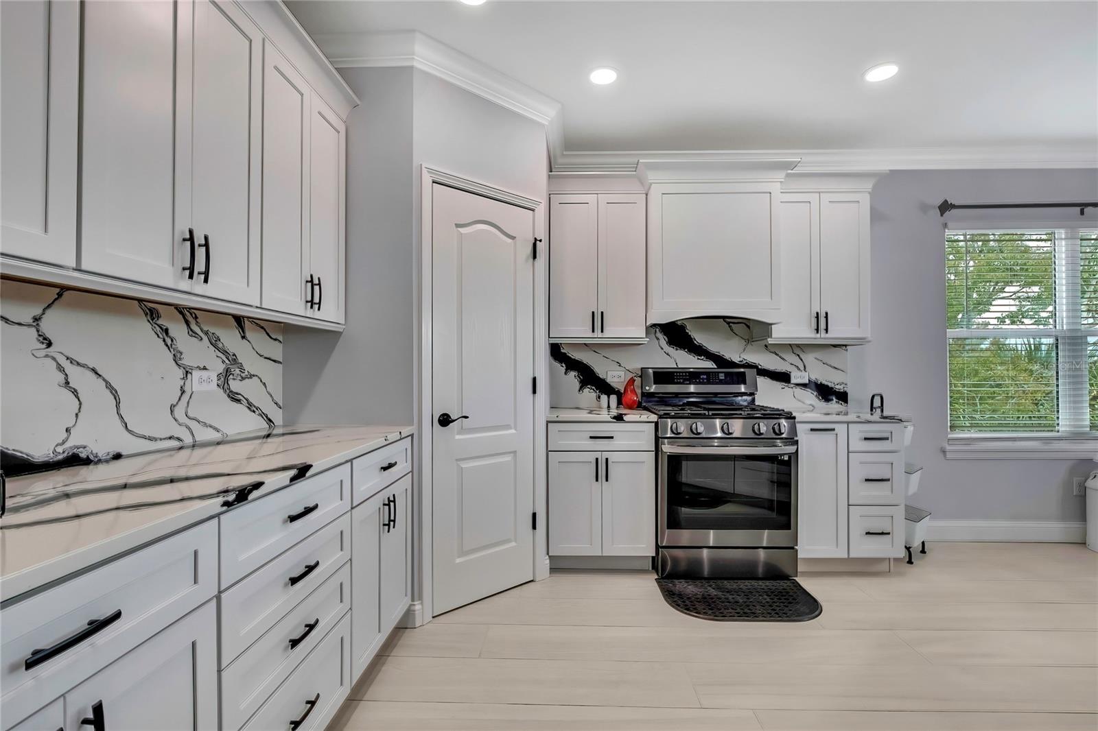 HERNANDO BEACH - Residential