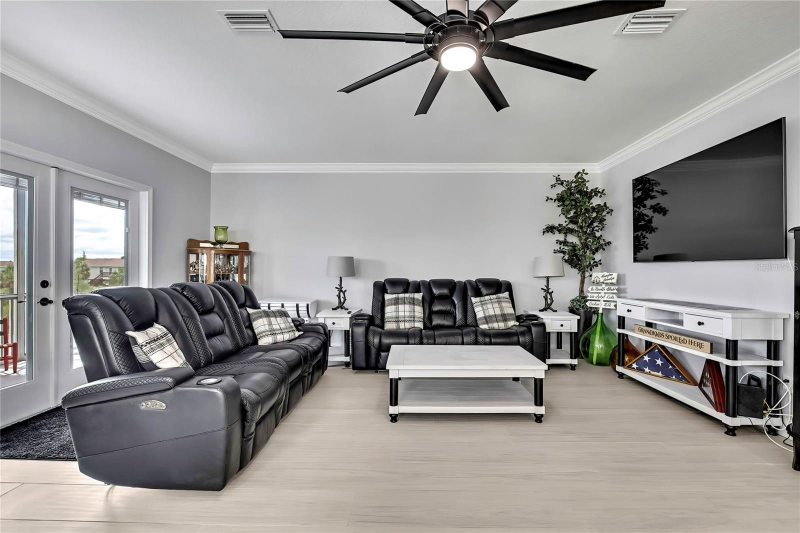 HERNANDO BEACH - Residential