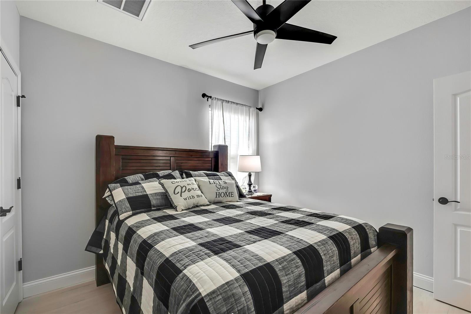 HERNANDO BEACH - Residential