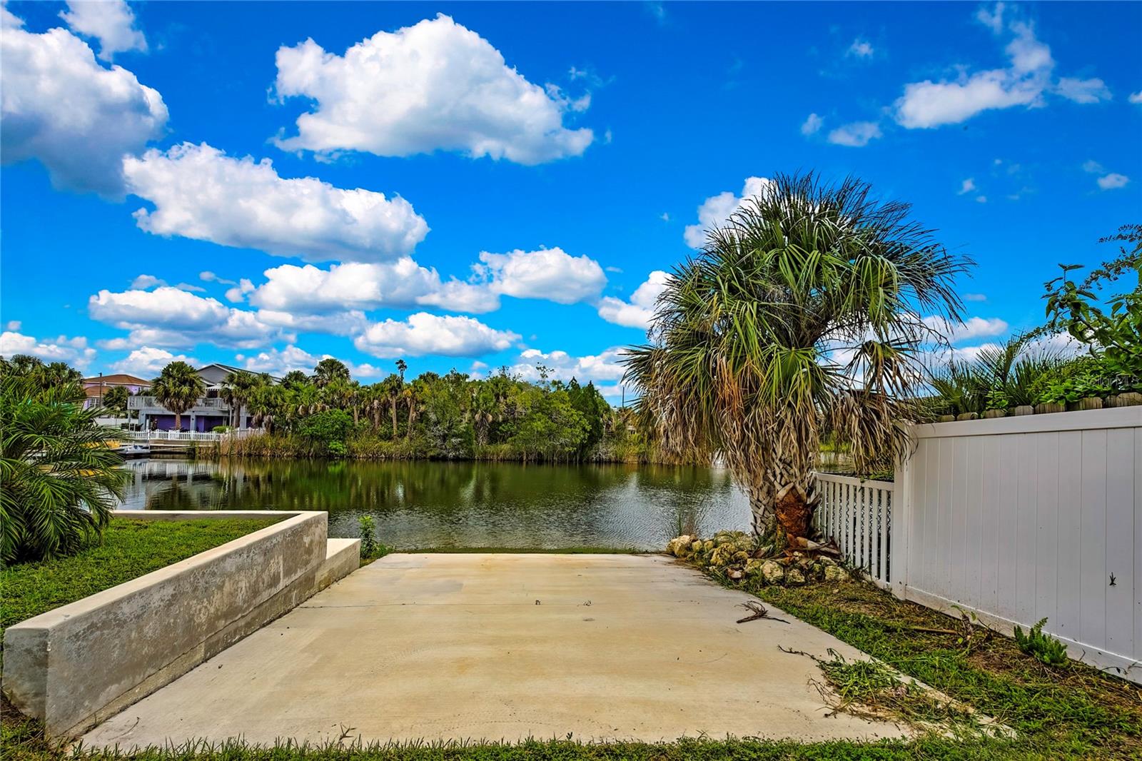 HERNANDO BEACH - Residential
