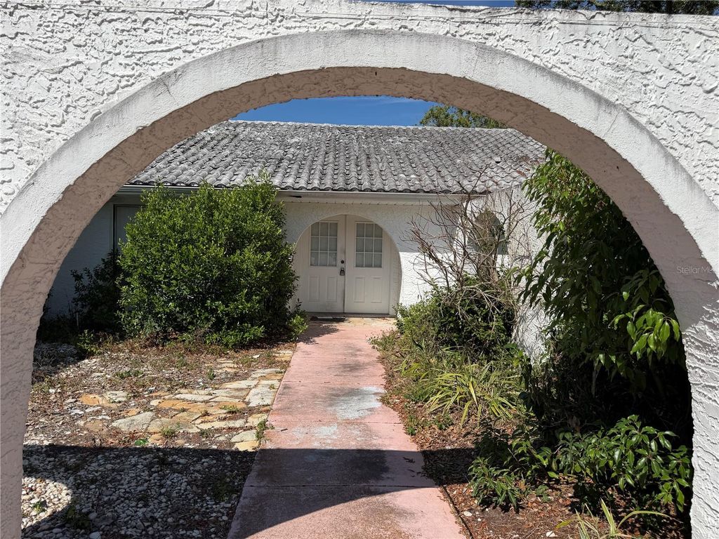 Photo of 348 Hampshire Avenue, Spring Hill, FL 34606 (MLS # W7885625)