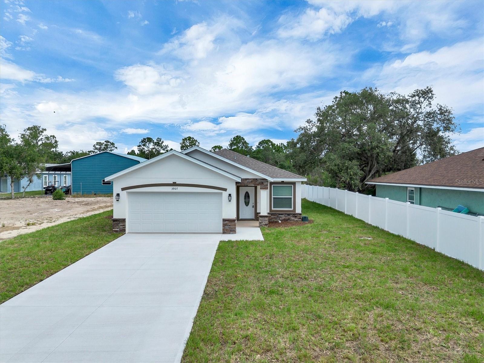 LAKE PIERCE HEIGHTS RESUB PT & LAKE PIERCE HEIGHTS - Residential