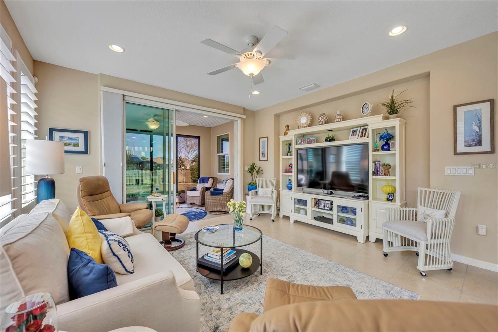 CASCADES/GROVELAND 2 & 3 REPLA - Residential