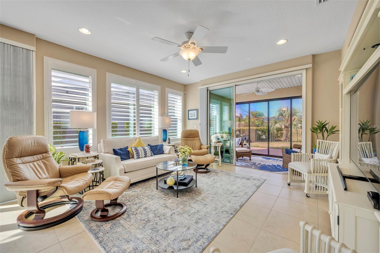 CASCADES/GROVELAND 2 & 3 REPLA - Residential