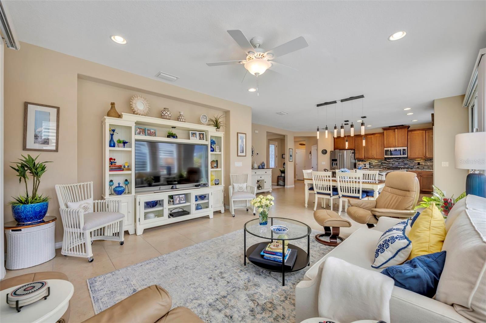 CASCADES/GROVELAND 2 & 3 REPLA - Residential