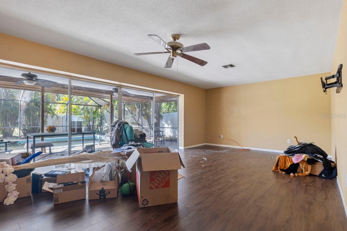 SUNSET COVE 2ND ADD PT 03 - Residential