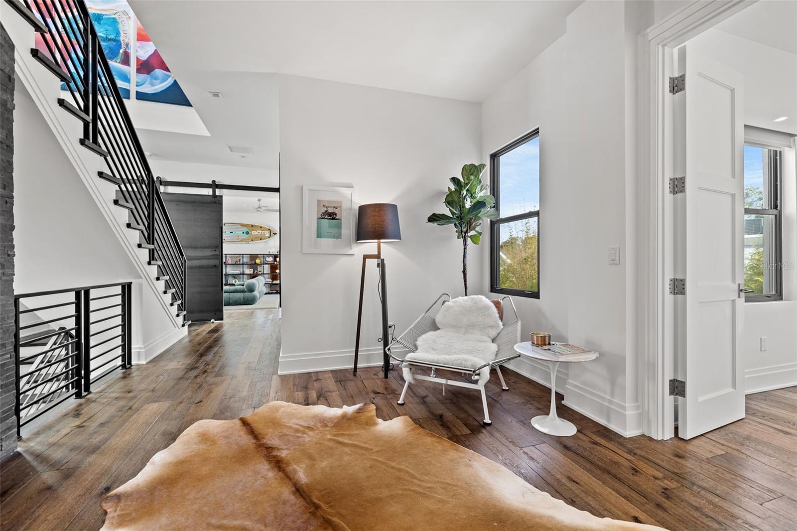 5TH AVE TWNHMS - Residential