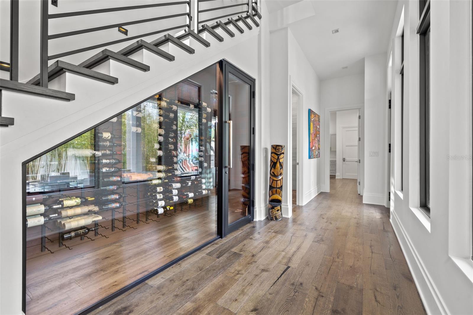 5TH AVE TWNHMS - Residential