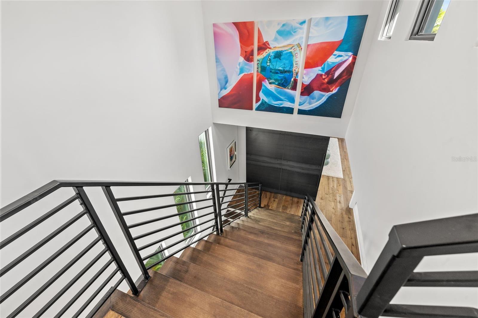 5TH AVE TWNHMS - Residential