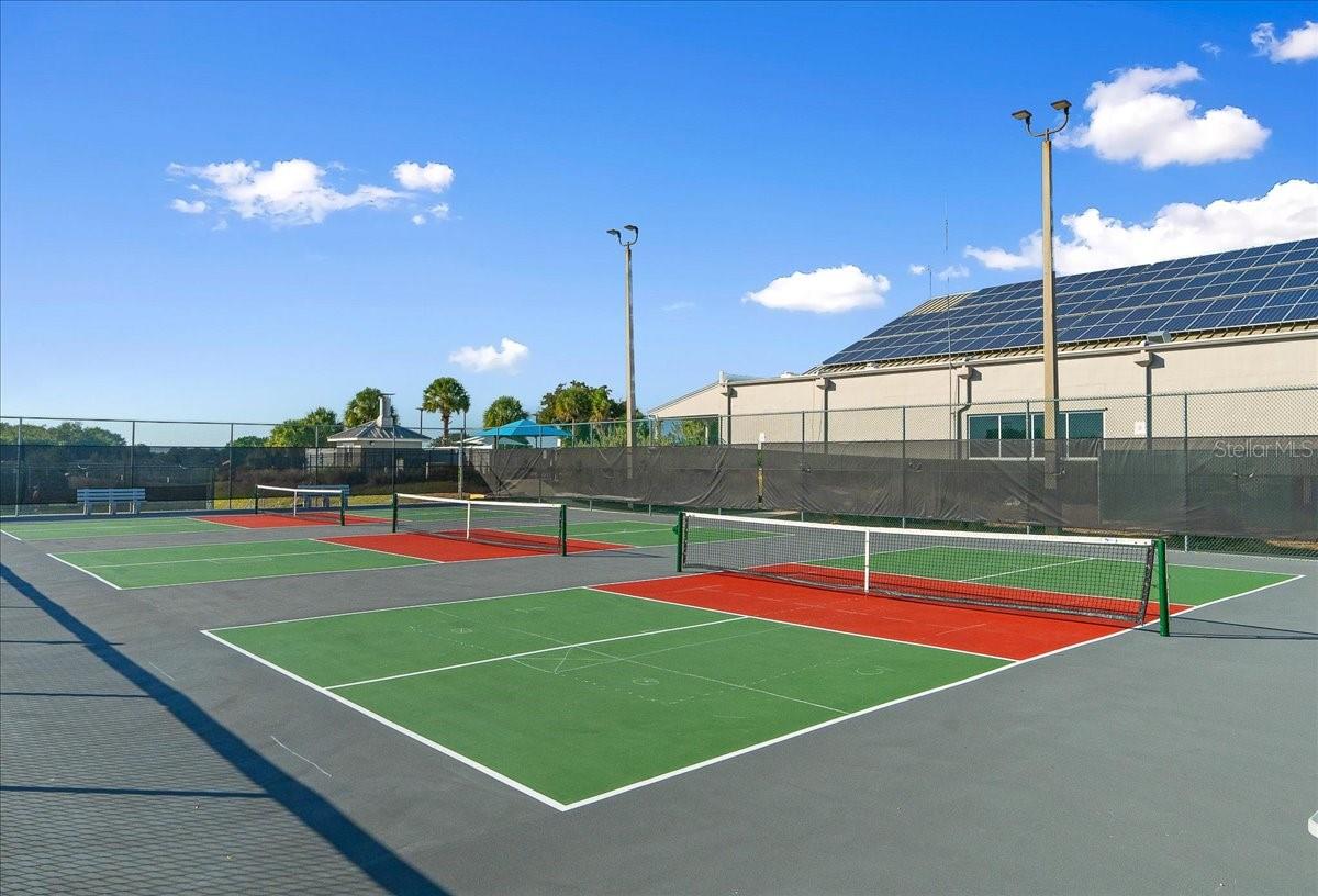 ON TOP OF THE WORLD - Residential