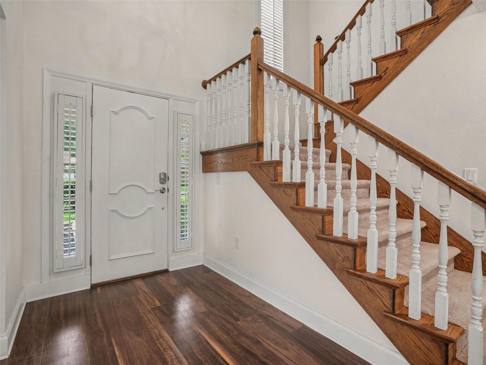 905 WOODROW DRIVE