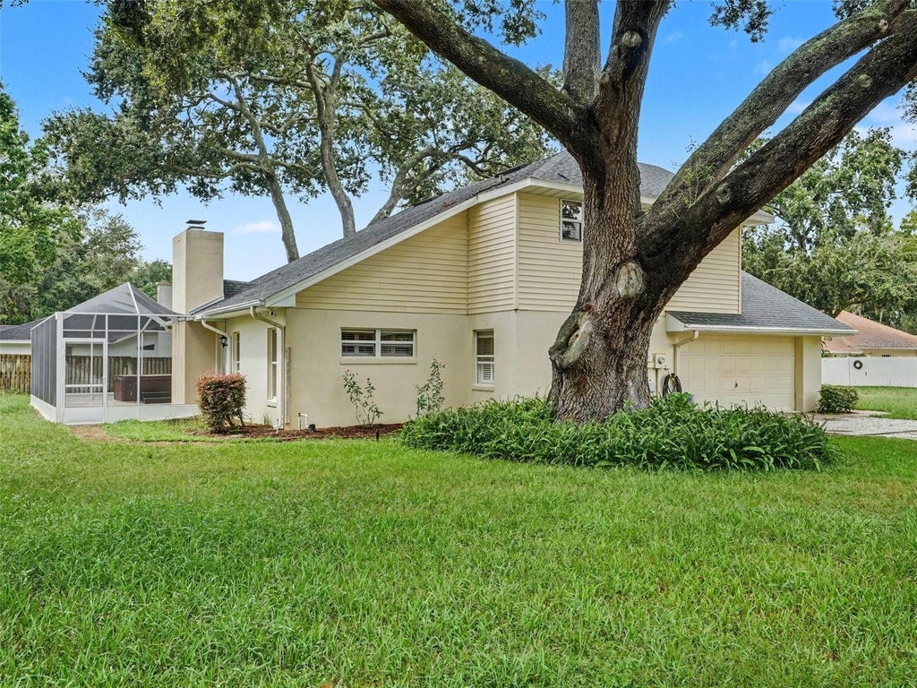 Photo of 905 Woodrow Drive, Auburndale, FL 33823 (MLS # TB8552607)
