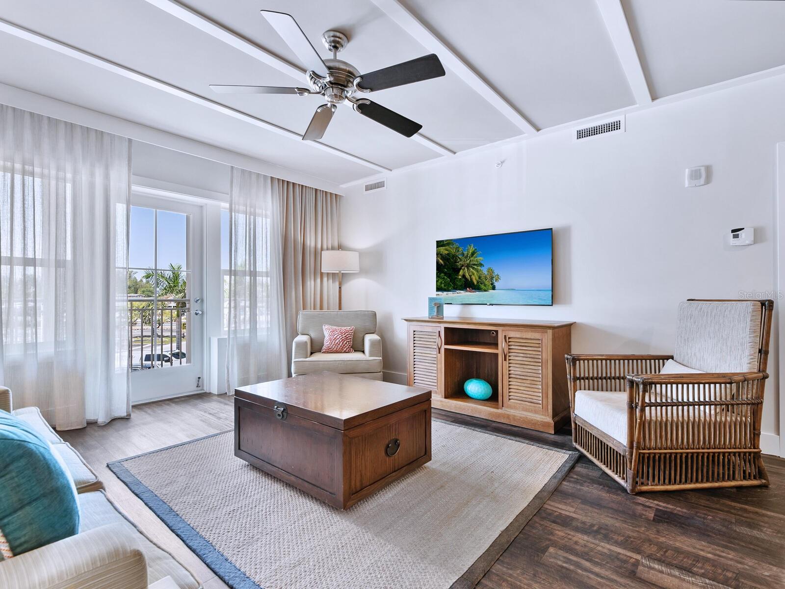 WATERLINE VILLAS & MARINA - Residential