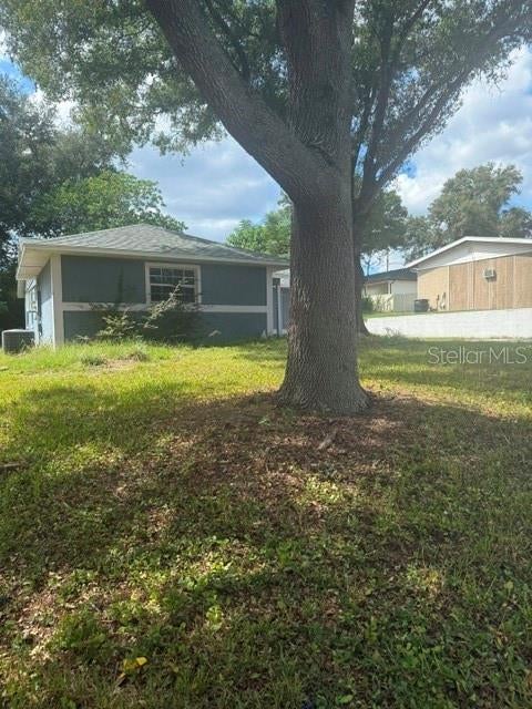 Photo of 105 Isabel Street, Minneola, FL 34715 (MLS # G5118373)