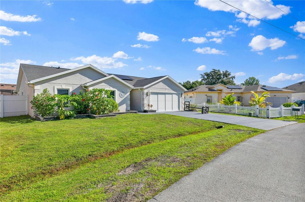 Photo of 242 Abbotsbury Drive, Kissimmee, FL 34758 (MLS # O6346185)