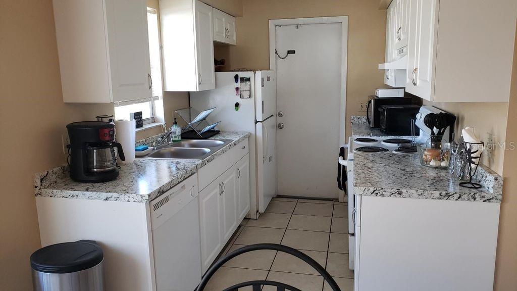 DELTONA LAKES UNIT 29 & 37 REP - Residential Lease