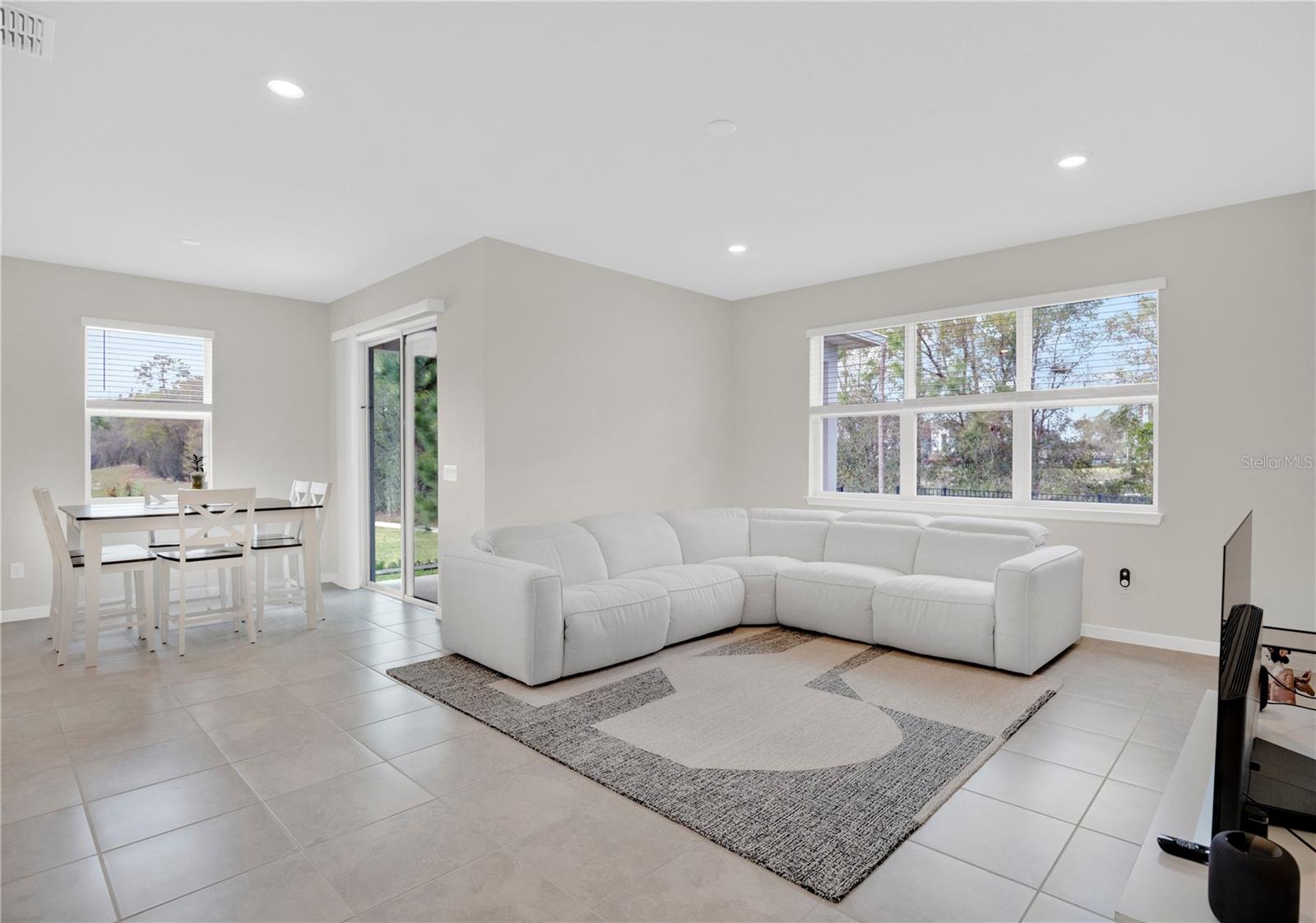 CANOPY TERRACE - Residential