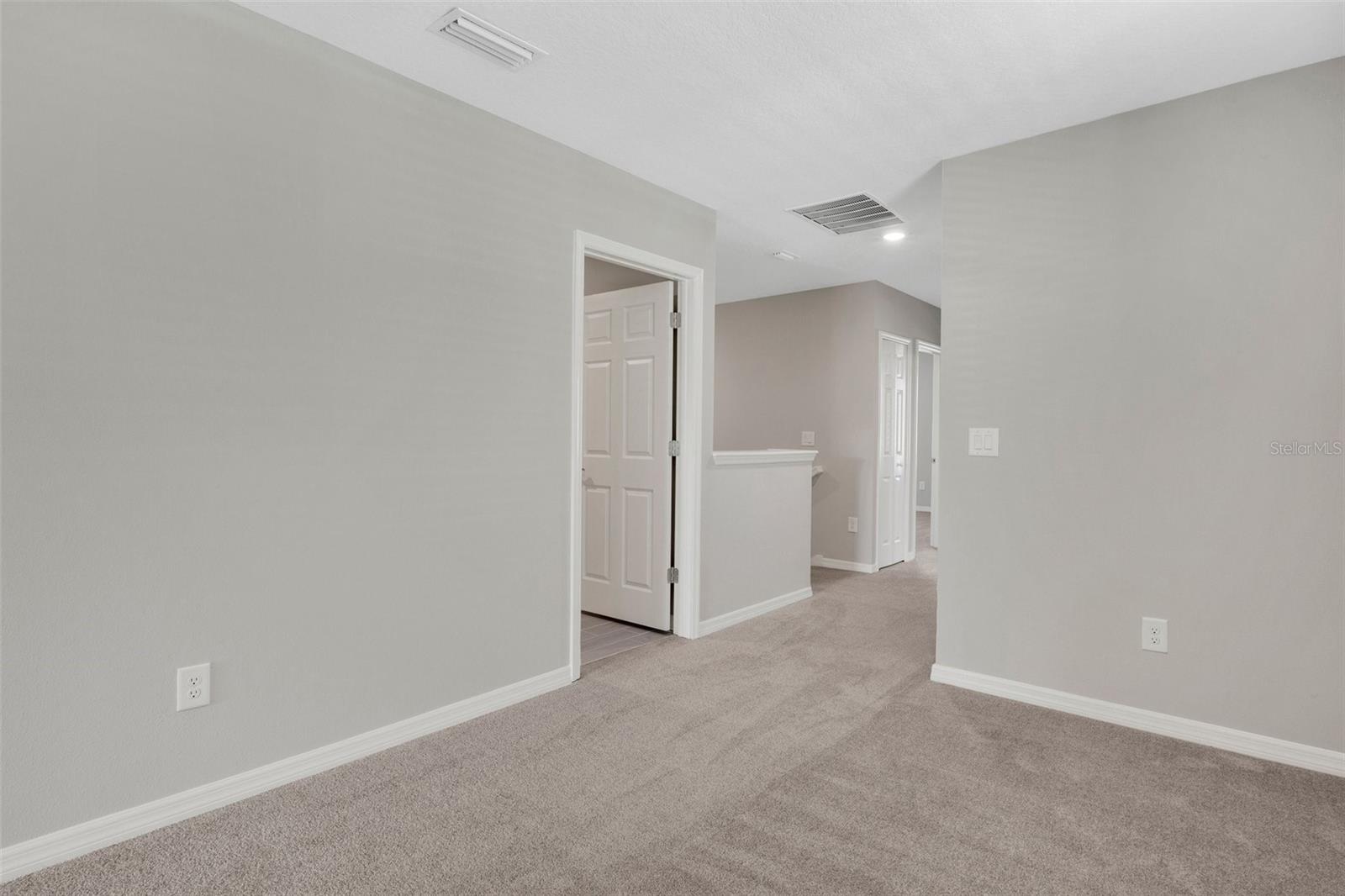 TREVESTA PH IIIC & IIID - Residential Lease