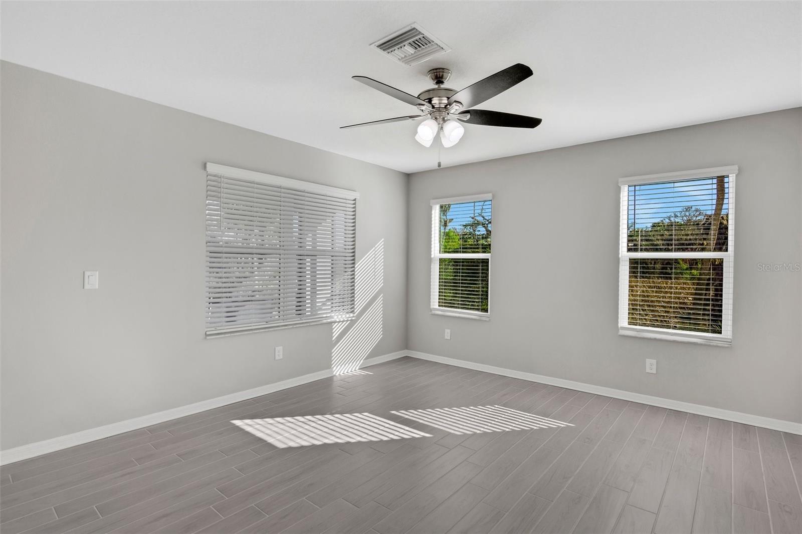 TREVESTA PH IIIC & IIID - Residential Lease