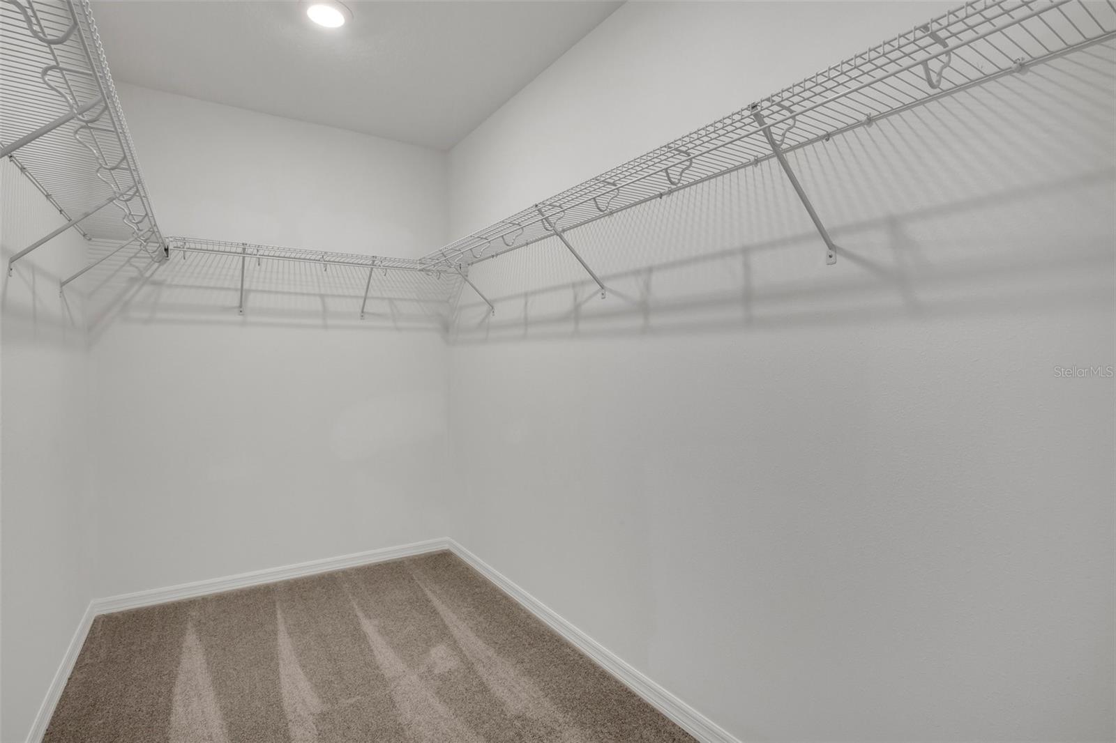 TREVESTA PH IIIC & IIID - Residential Lease