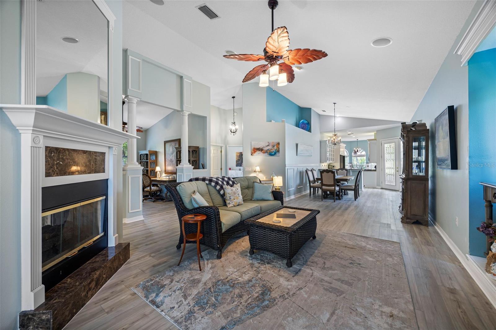 TAILFEATHER WAY AT TARA - Residential