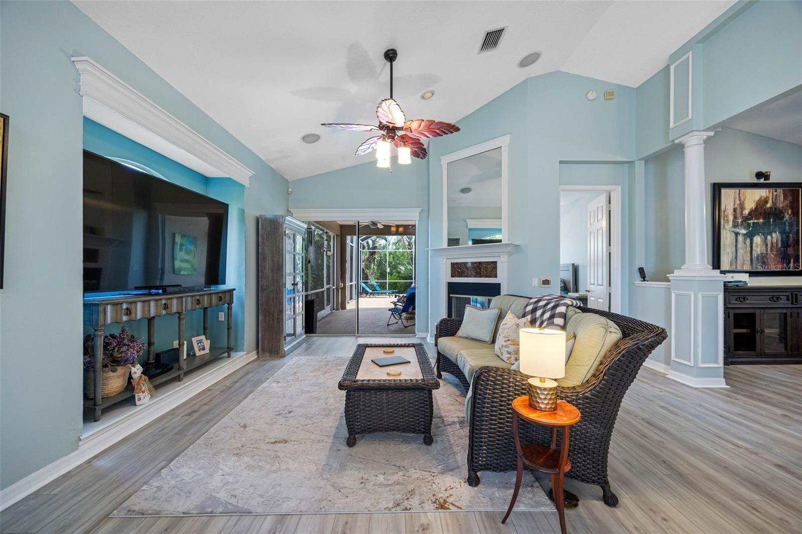 TAILFEATHER WAY AT TARA - Residential