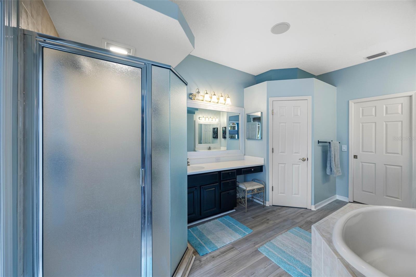 TAILFEATHER WAY AT TARA - Residential