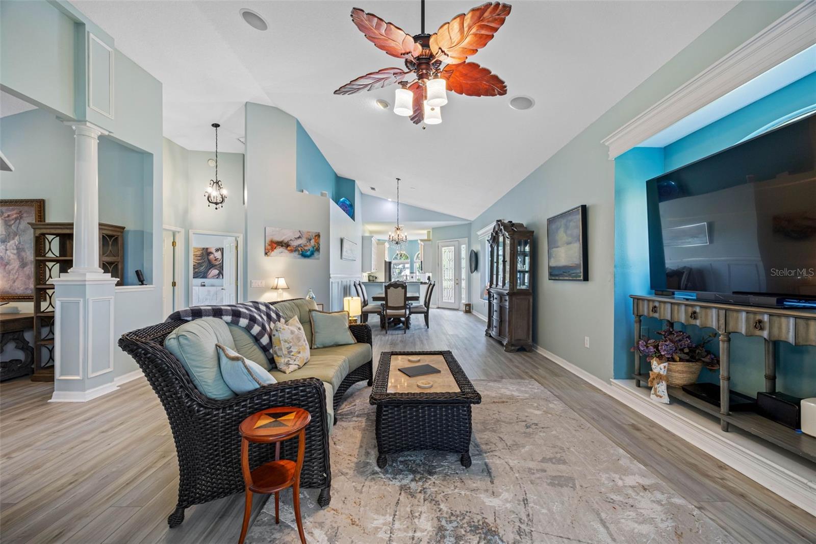 TAILFEATHER WAY AT TARA - Residential