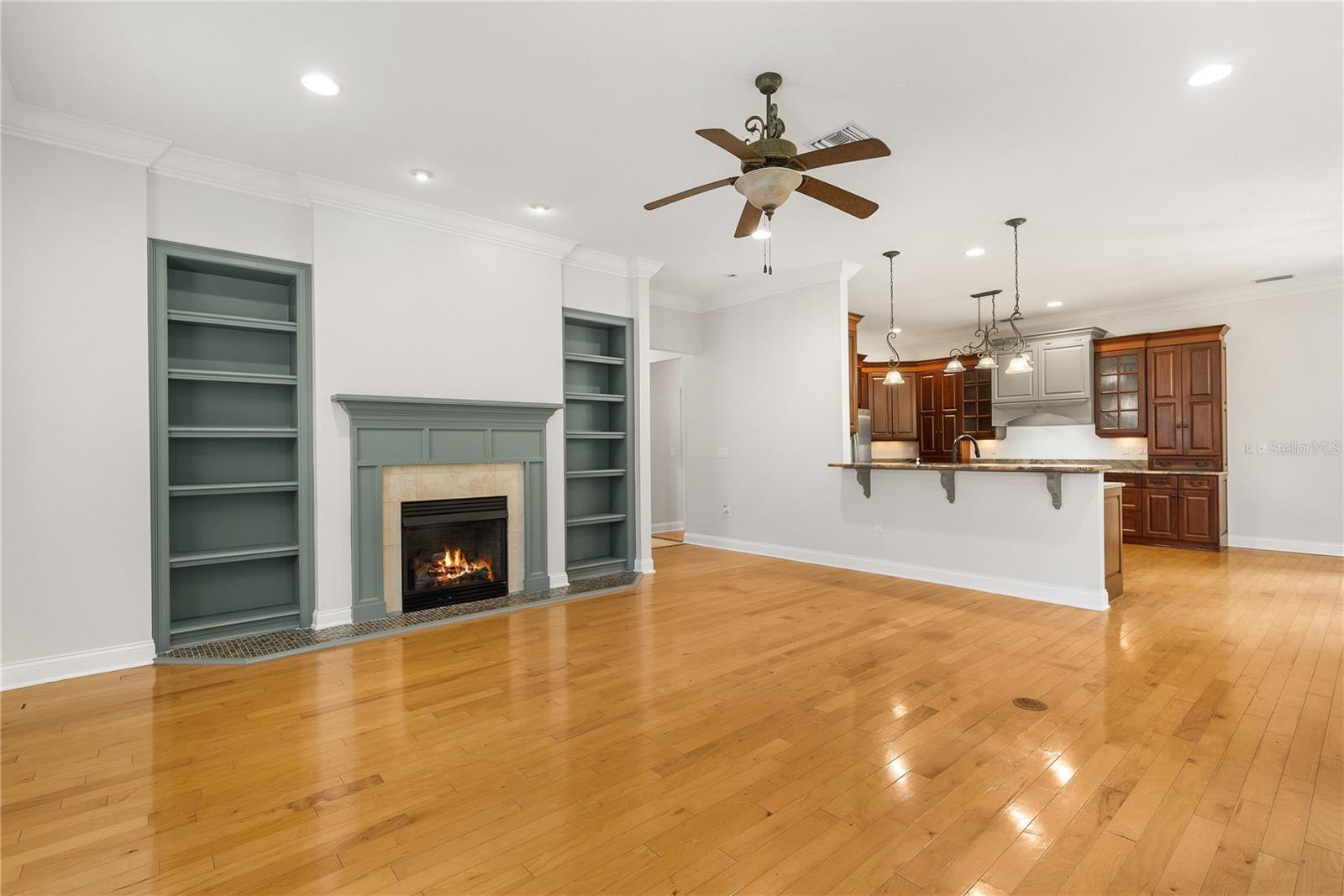 RIDGEMONT - Residential