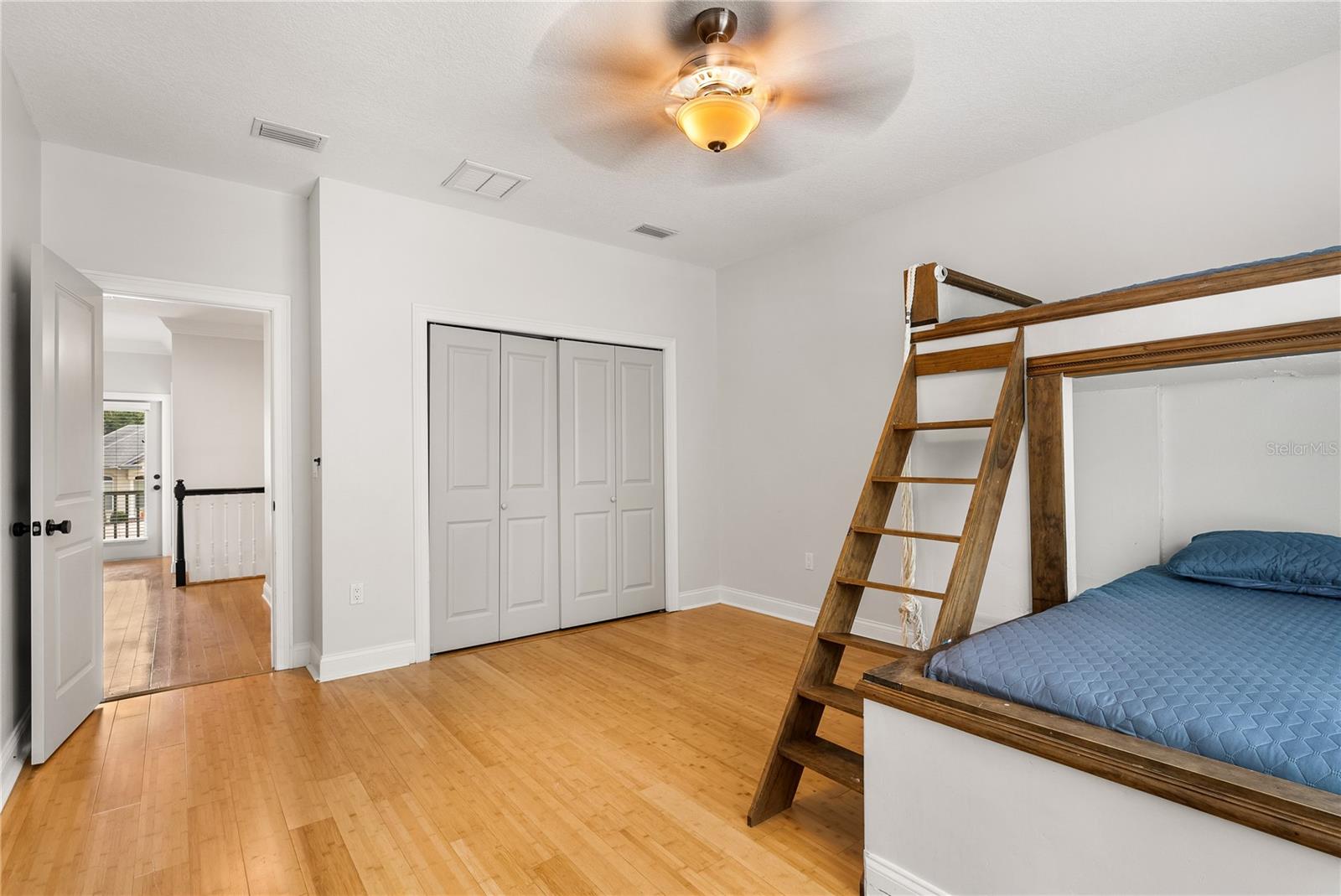 RIDGEMONT - Residential