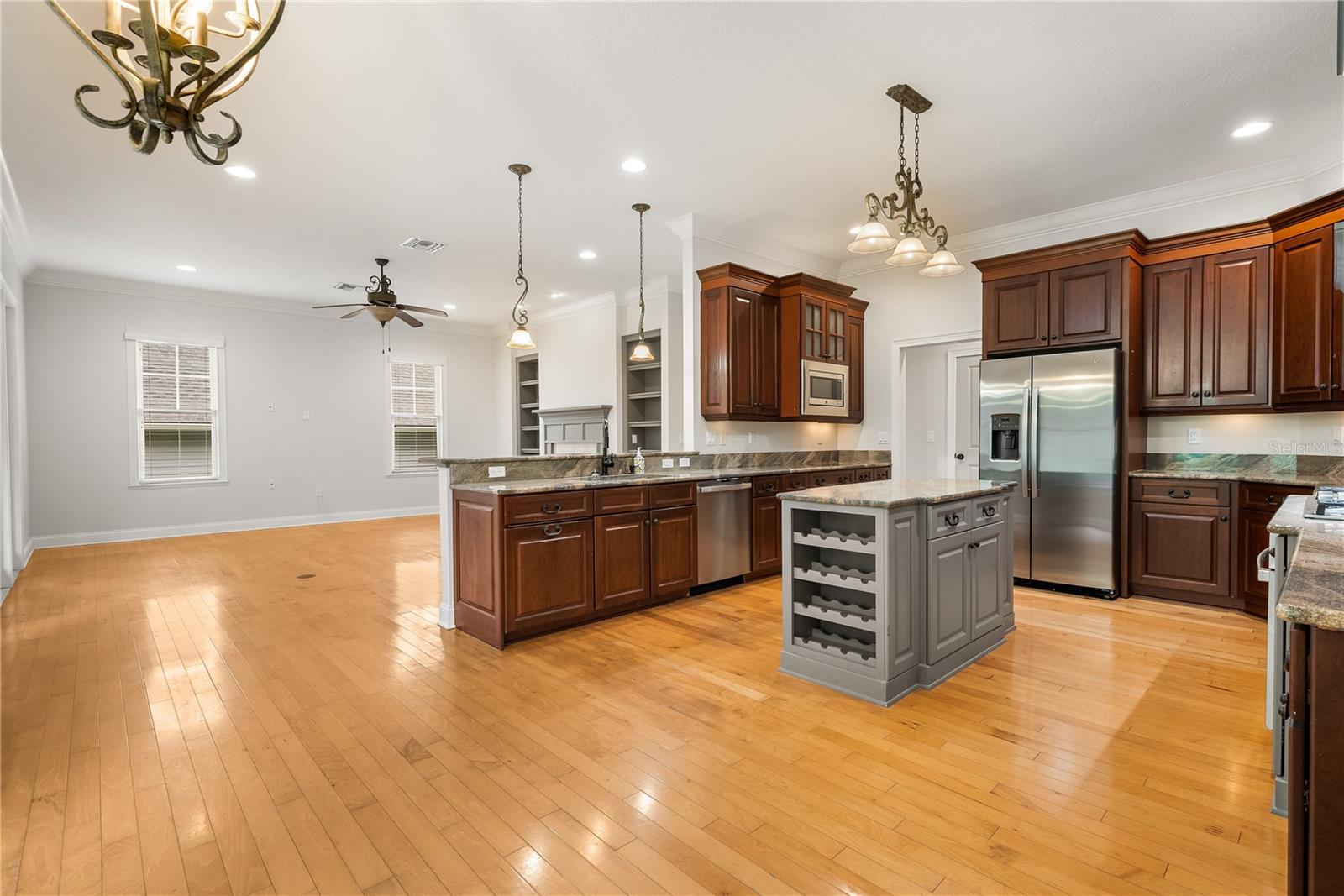 RIDGEMONT - Residential