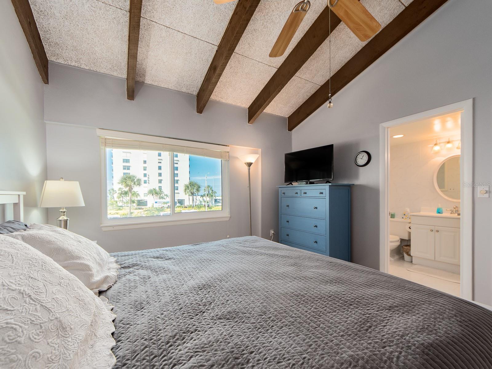 SAND KEY CONDO-BAYSIDE GARDENS I - Residential Lease