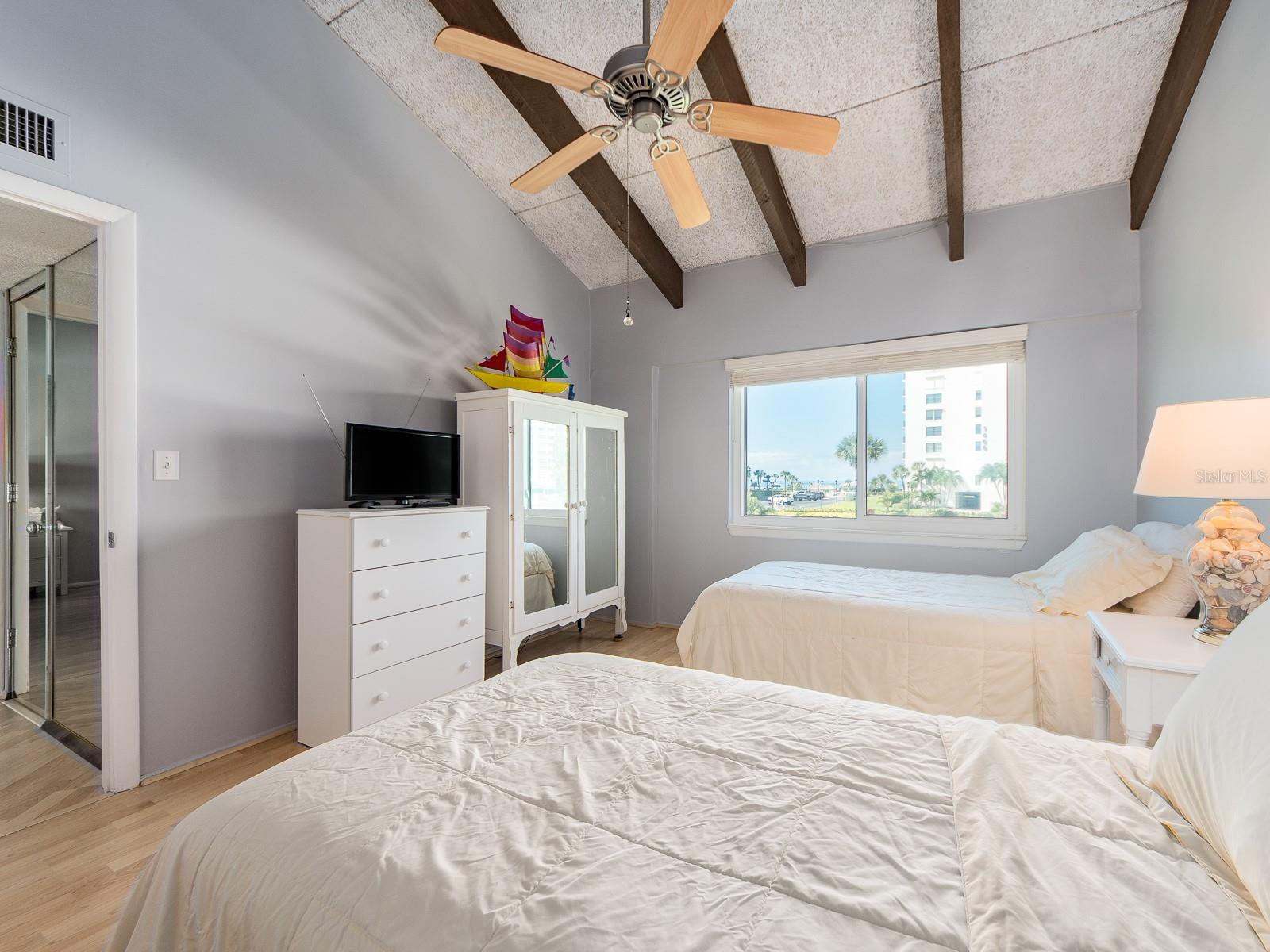 SAND KEY CONDO-BAYSIDE GARDENS I - Residential Lease