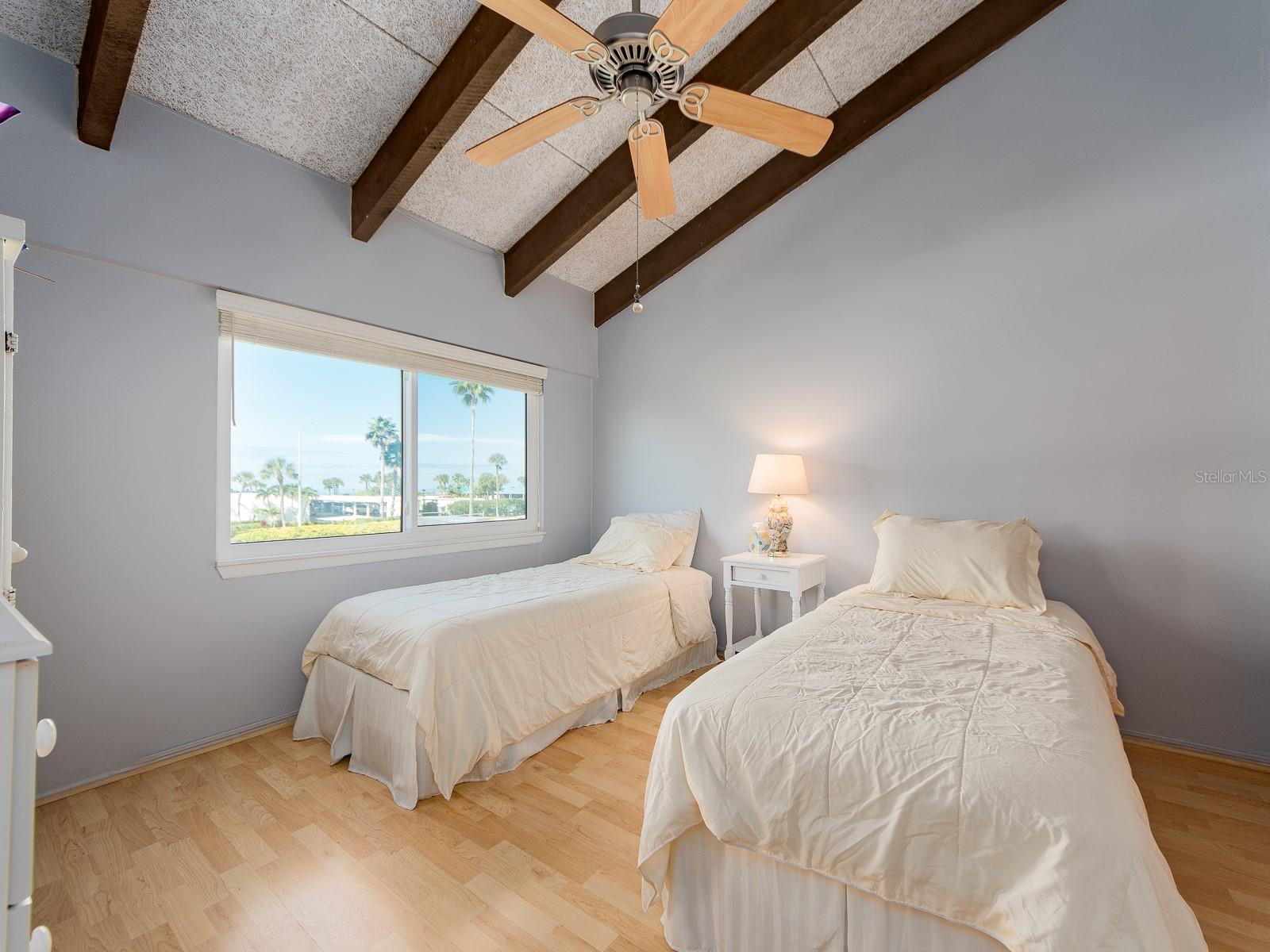 SAND KEY CONDO-BAYSIDE GARDENS I - Residential Lease