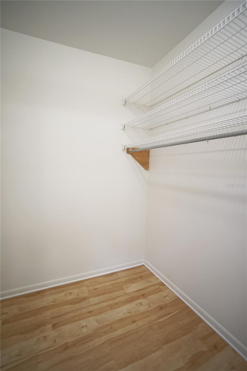 RIVERBEND SUB - Residential Lease