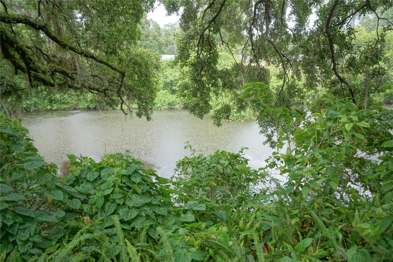 RIVERBEND SUB - Residential Lease